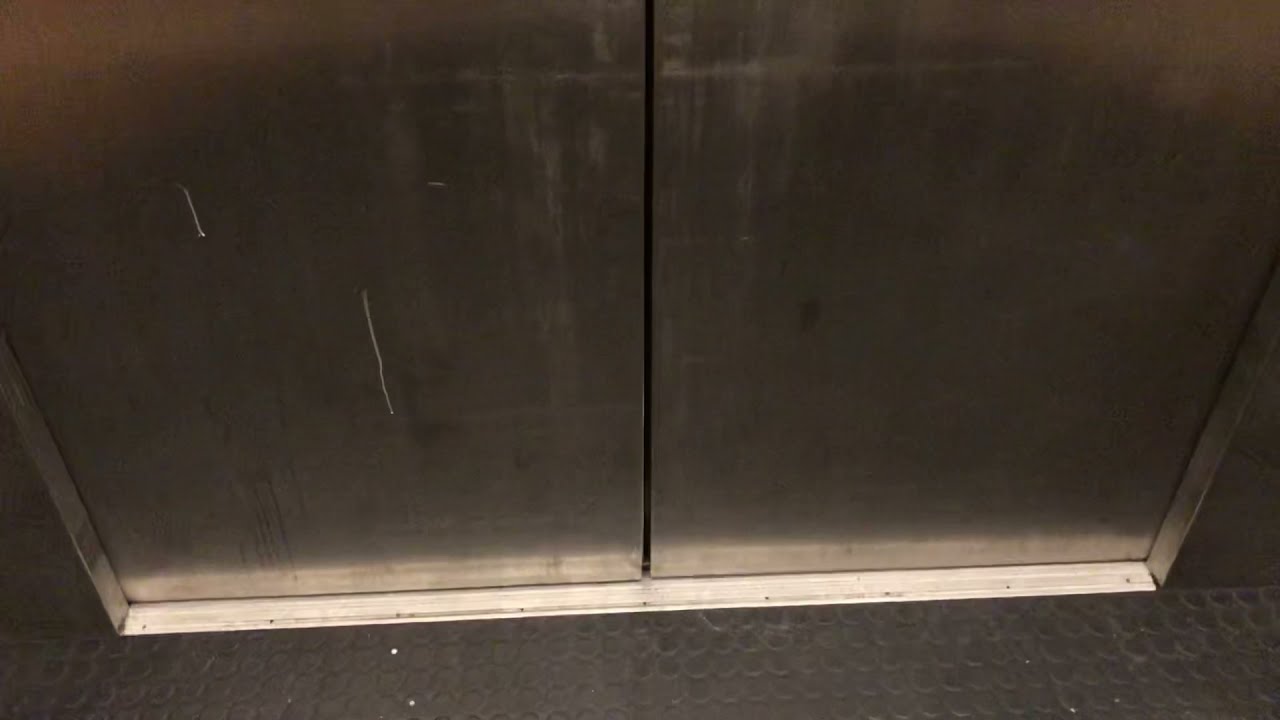 Fahrstuhl Schindler im Herold Center Norderstedt