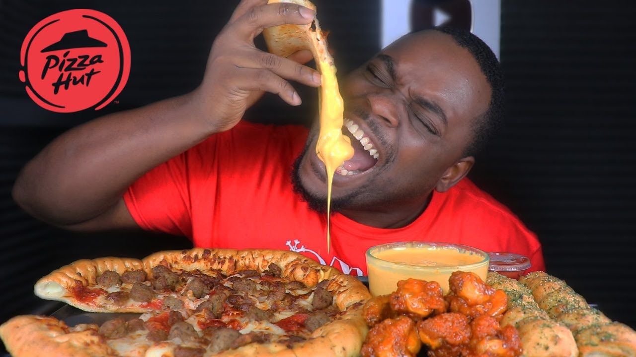 ЗВЕРЬ ПИР УНИЧТОЖАЕТ СУПЕР СЫРНУЮ ПИЦЦУ PIZZA HUT