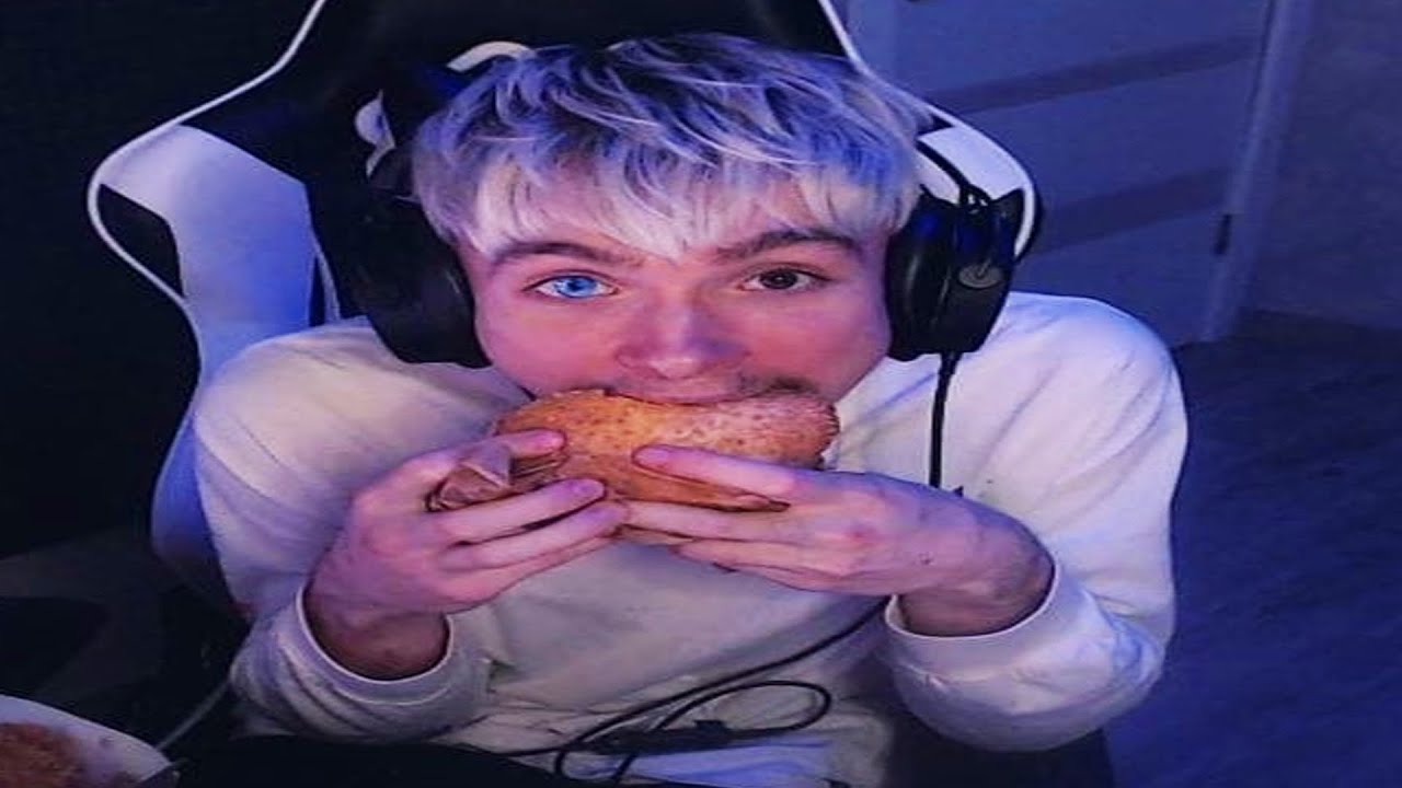 retarded russian one eyed husky raging in csgo - YouTube