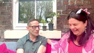 Adorn :  Clothing and therapy