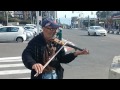 Скрипач на улице