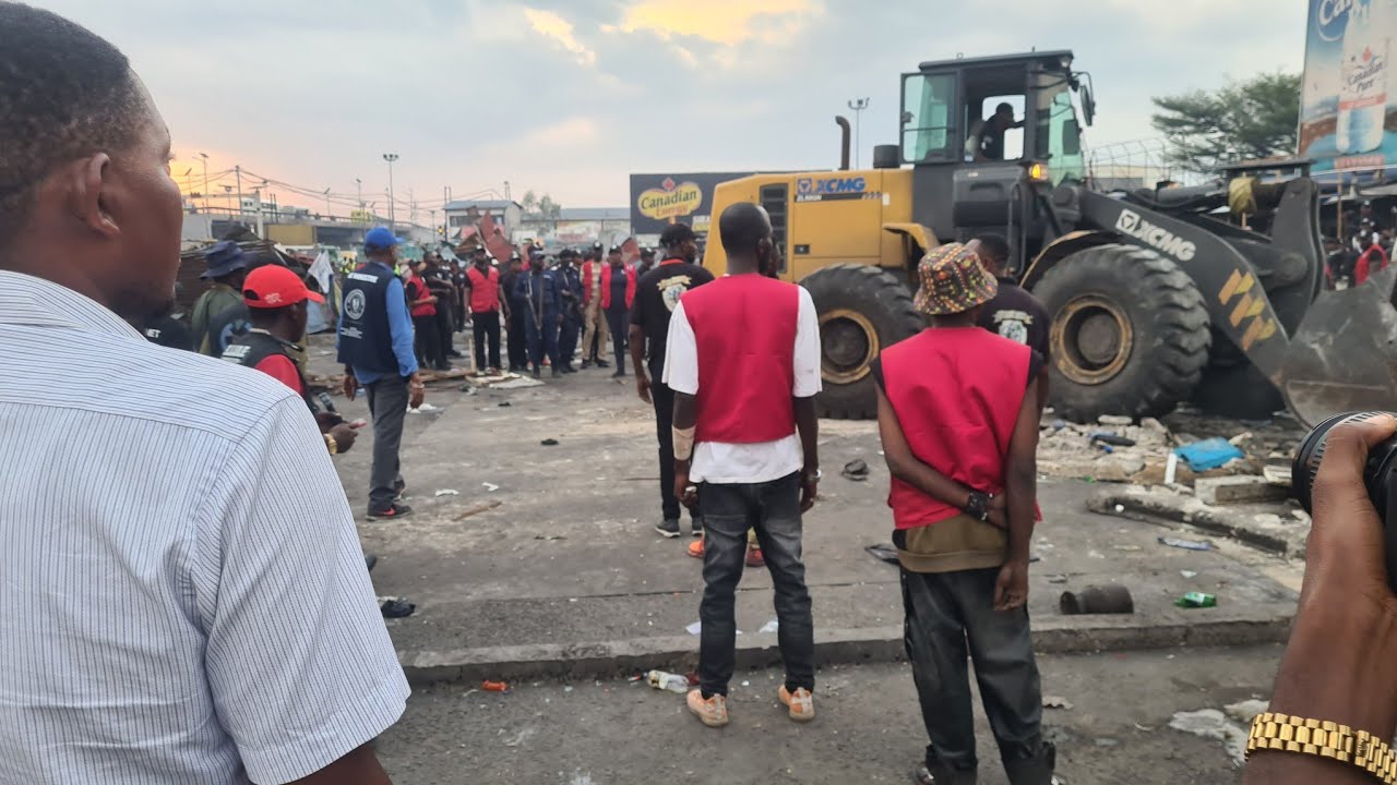 KINSHASA : MARCHÉ DE LA LIBERTÉ À MASINA TOMBÉ SOUS LES YEUX DE LÉON MULUMBA & DANIEL BUMBA LUBAKI