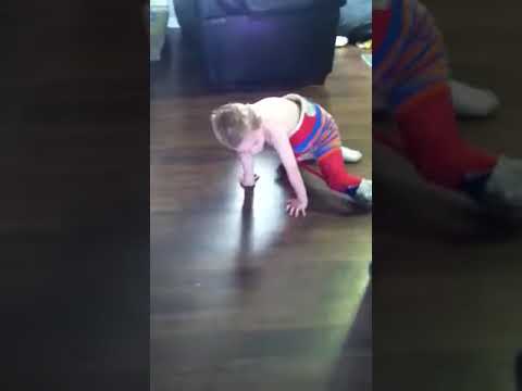 K Man Crawling In Spica Cast