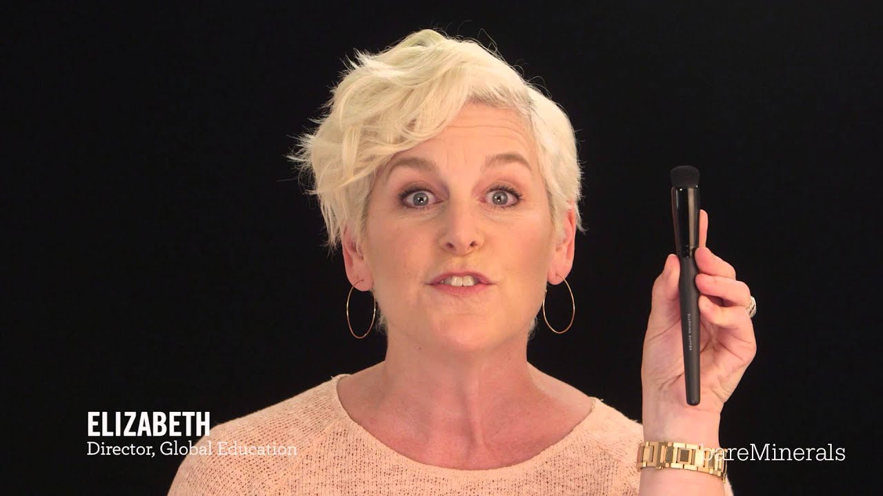 bareMinerals: NEW Blurring Buffer Brush