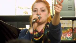 Noemi - Vuoto a perdere (live @ Feltrinelli, Roma) - 25 marzo 2011