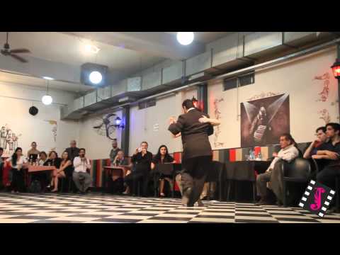 NADIA IBAÑEZ Y DIEGO CHANDIA en el Sin Rumbo (Milonga)