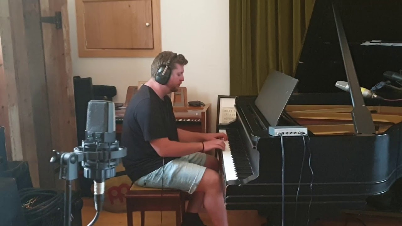 Recording a Steinway Grand Piano and Hammond C3 Organ with the Cardiff Sound Mobile Studio