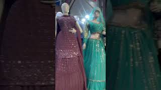 Chandni chowk me ye gown bhot sasta hai