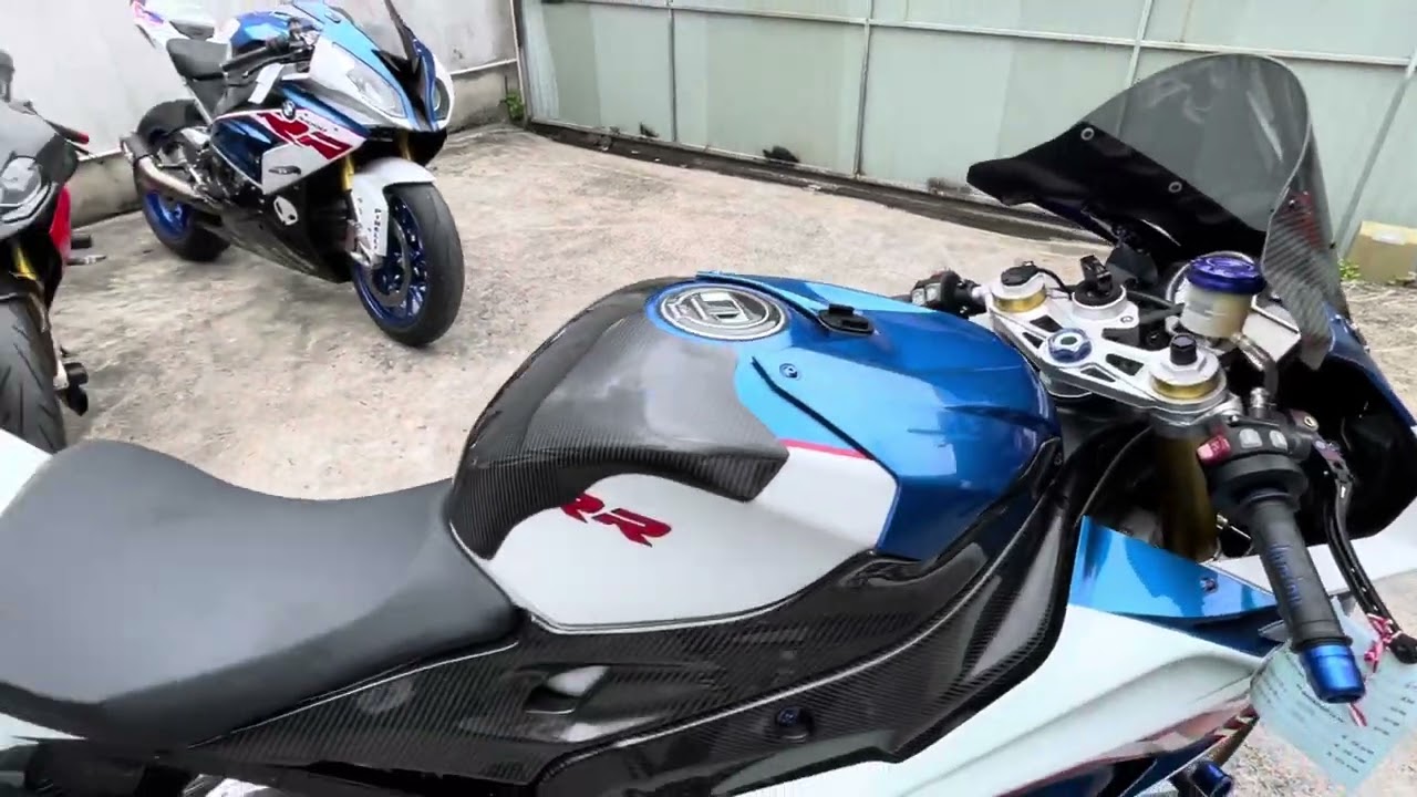 ฝูงฉลาม s1000rr  ABS PRO ปี19 ล้อ oz รถสวยกิปๆ ขายเพียง 58x,xxx บาทเท่านั้น อยู่หาดใหญ่ 0937596287