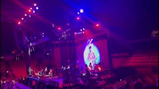 Arijit Singh Live Boston 2022 - Dil Samhal Ja Zara