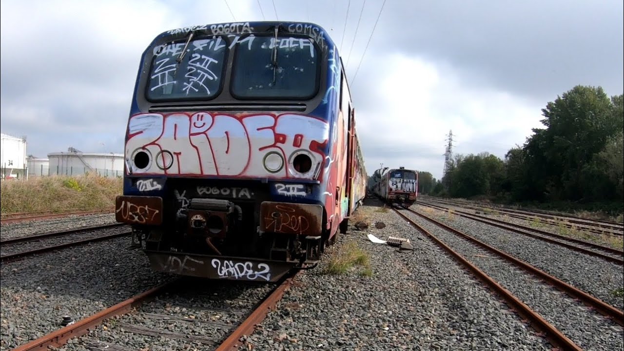 Train à l arrêt - Urbex - Gironde -33 -