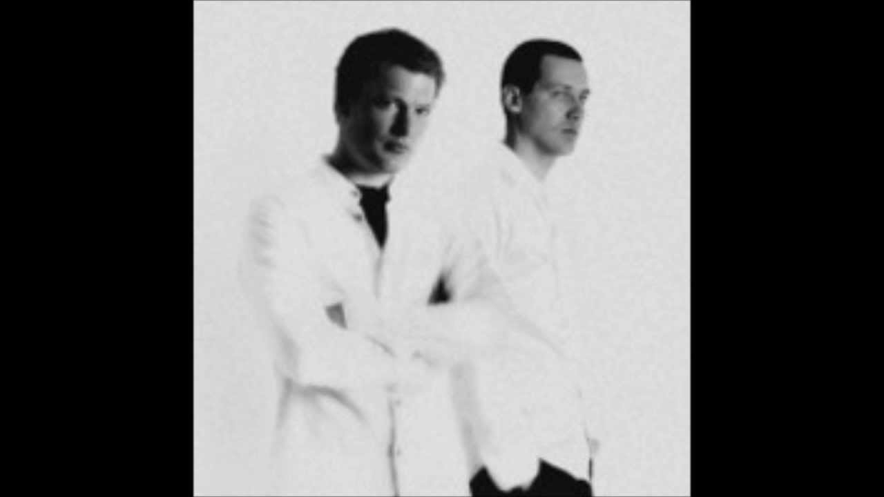 Guarda Perfect Reflection - Signature (Uffe's Inscription Remix) su YouTube Guarda Perfect Reflection - Signature (Uffe's Inscription Remix) su YouTube