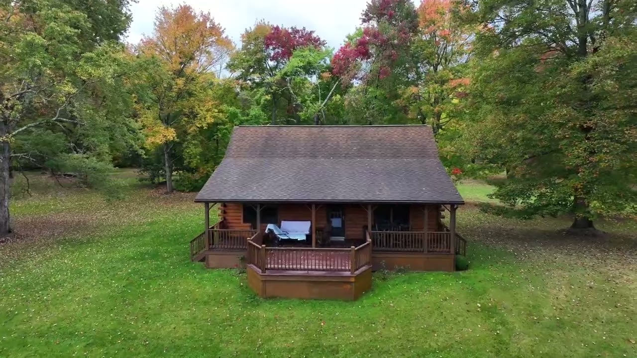 Mercer County PA - Cabin overlooking a beautiful lake