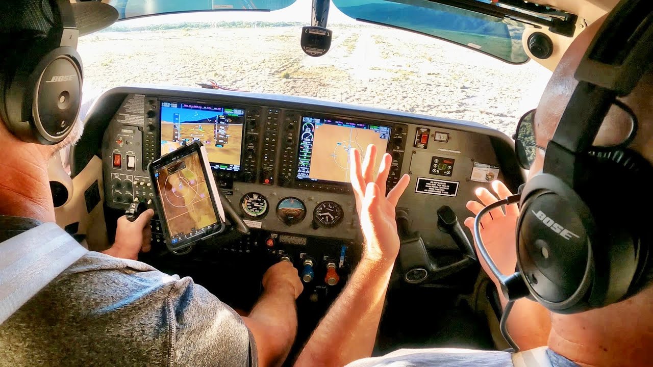 How Much Rudder Should You Use On Landing? YouTube