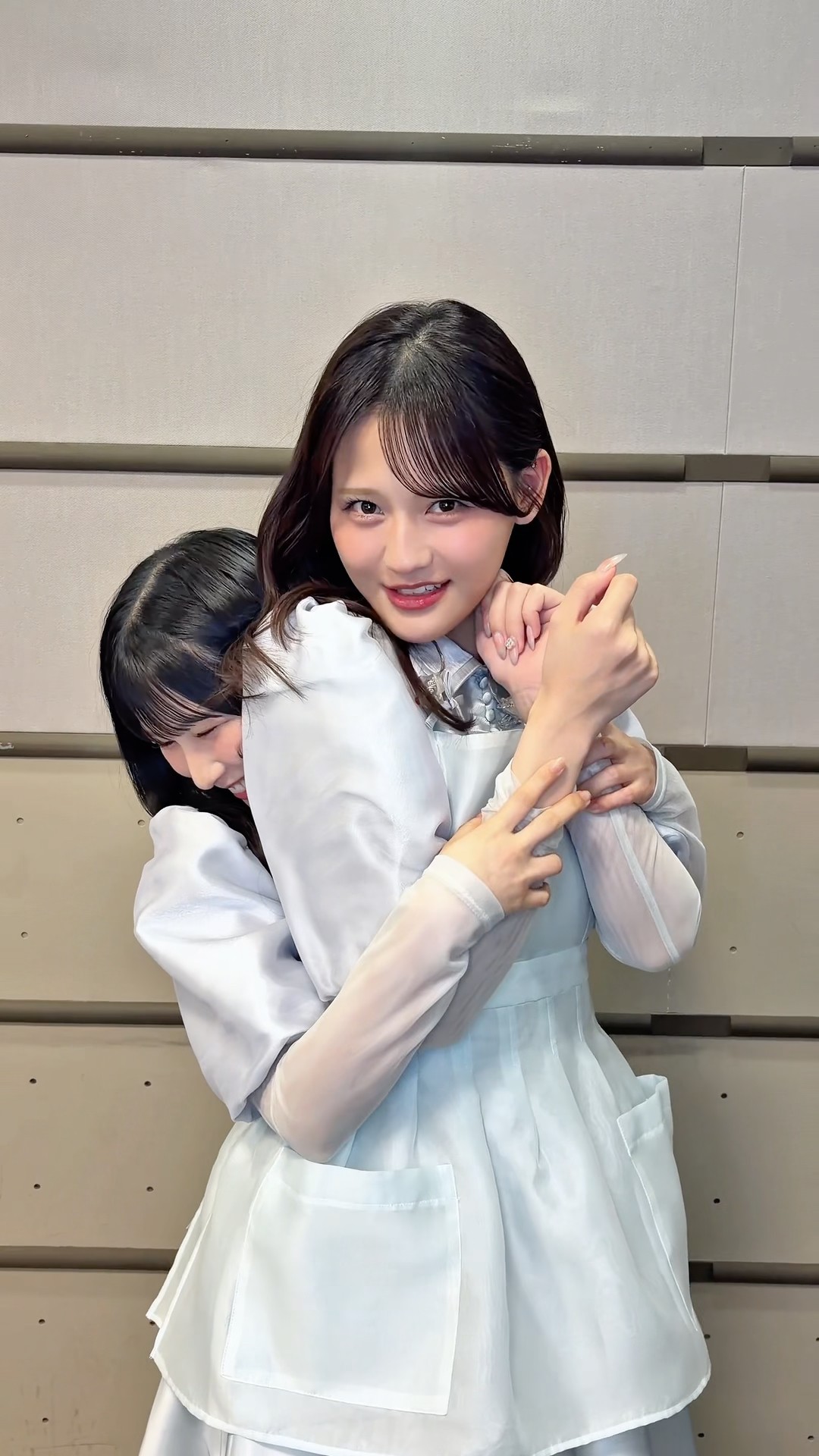 p*h様 =LOVE 山本杏奈ちゃん 劇薬中毒 直筆 セミコン付き LOVE（イコールラブ）/ 20th Single『劇薬中毒』One-Take Dance