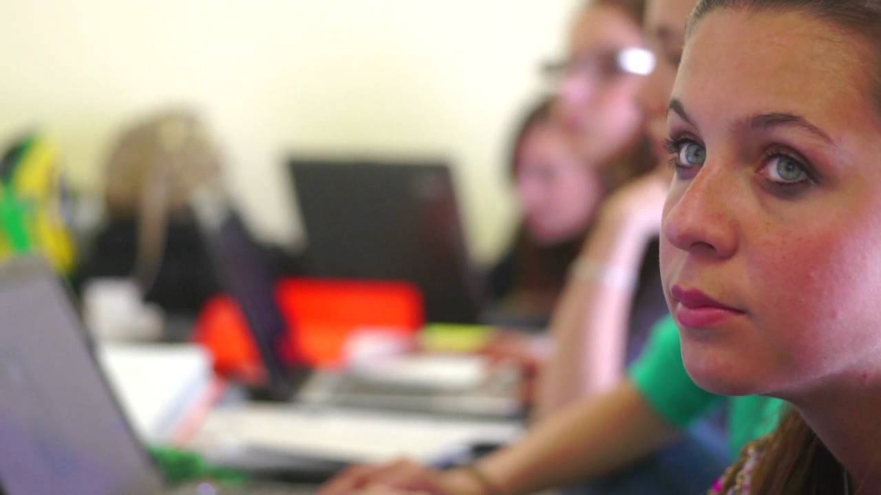 Next Fashion School 2012