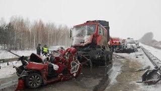 # 4 18+ Жестокие аварии Декабрь 2016 🚙🚦 Car Crashes and accidents Compilation