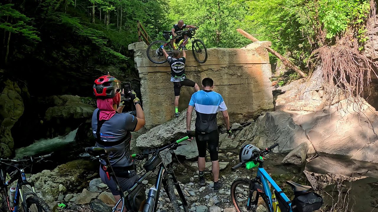 Planinarski Dom Lopata,unisteni mostovi,Deževice,voda svetog Jakova,pecina.