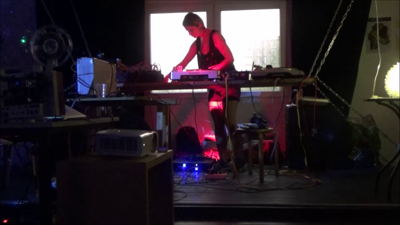 DJ Nitrate, Container @Wunderkammer, 15.06.2017, by Wandler