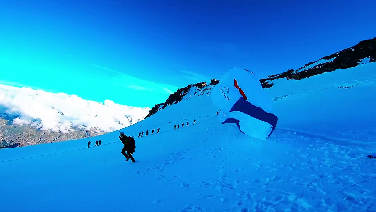 Gran Paradiso 4061 Hike and Fly