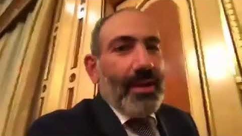 Վայ Նիկոլ ) Նիկոլ Փաշինյանը ցույց է տալիս իր աշխատասենյակը Nikol