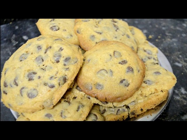 COOKIES COM GOTAS DE CHOCOLATE - RECEITA INTERVALO NA COZINHA