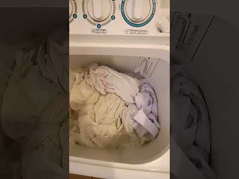 سبحان الله تنظيف الملابس فيه متعه عجيبه مين منكم ساعد أهل بيته في تنظف الملابس غساله الملابس