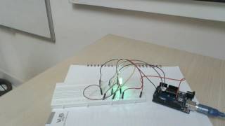 [Arduino] 3 LEDs on and off in sequence