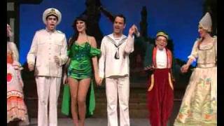 Video thumbnail of "La Compagnia Italiana dI Operette ne Il paese dei campanelli"