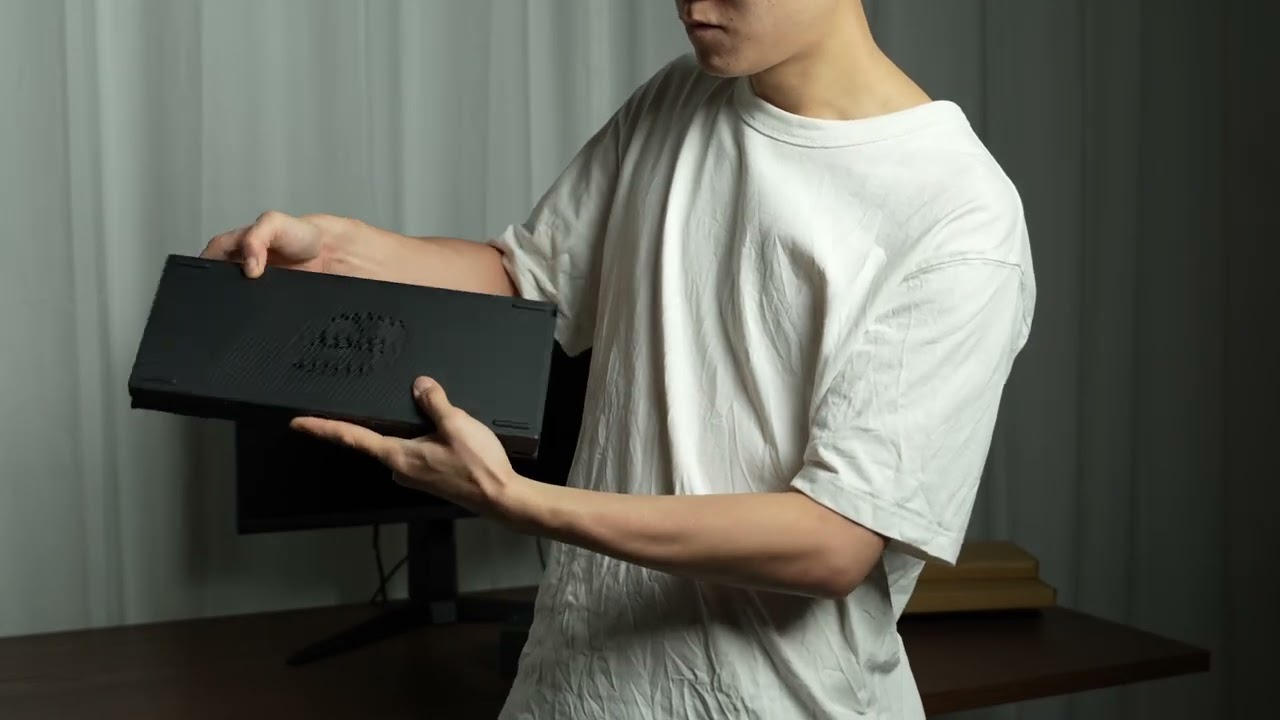 Nick introduces Keebmon