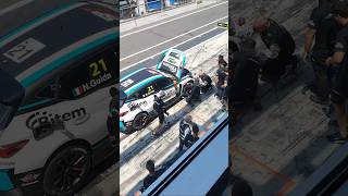 Riparazione veloce per Guida nel TCR! #crash #mechanic #tourism #motorsport #sport