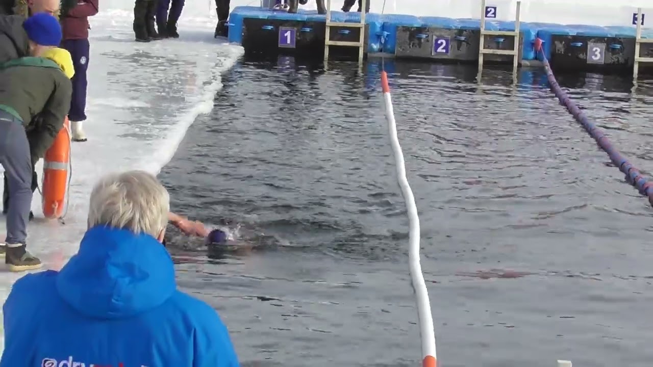 1 km eketėje. Mergina iš Čilės