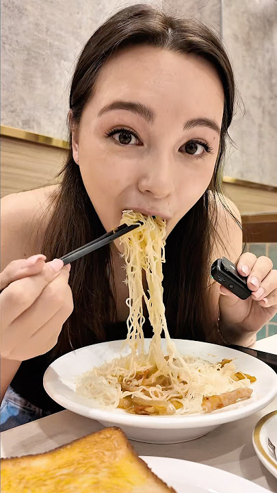 Hong Kong-style breakfast in Cantonese 🇭🇰🍜 #hongkong #hk #cantonese