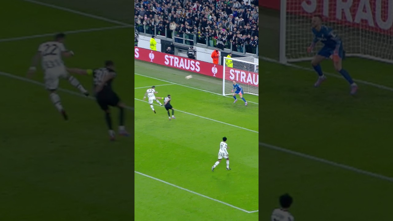 WHAT A HEADER FROM DI MARÍA IN THE UEL! 🤯