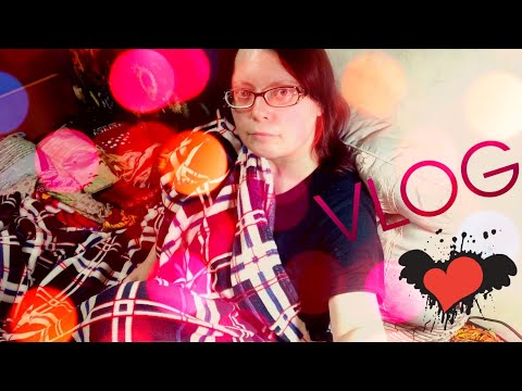 Влог Как я начинала читать ,,Безлюдей,,