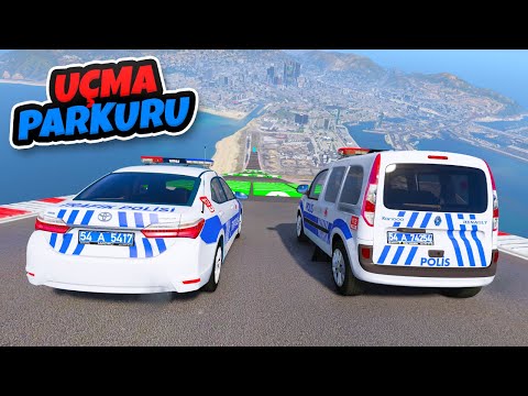 🇹🇷 Türk Polis Arabaları Uçma Parkurunda Uçuyor 🇹🇷 GTA 5 MODS