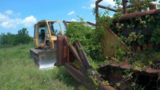 Scrapping An Old Bulldozer