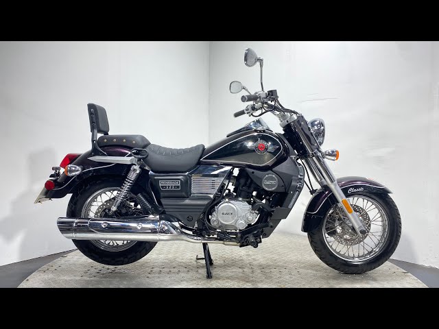 UM Renegade Commando Classic 125 