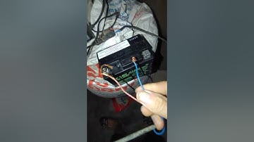 hướng dẫn cách sạc ắc quy xe máy bằng củ sạc của máy phun thuốc làm tại nhà hiệu quả