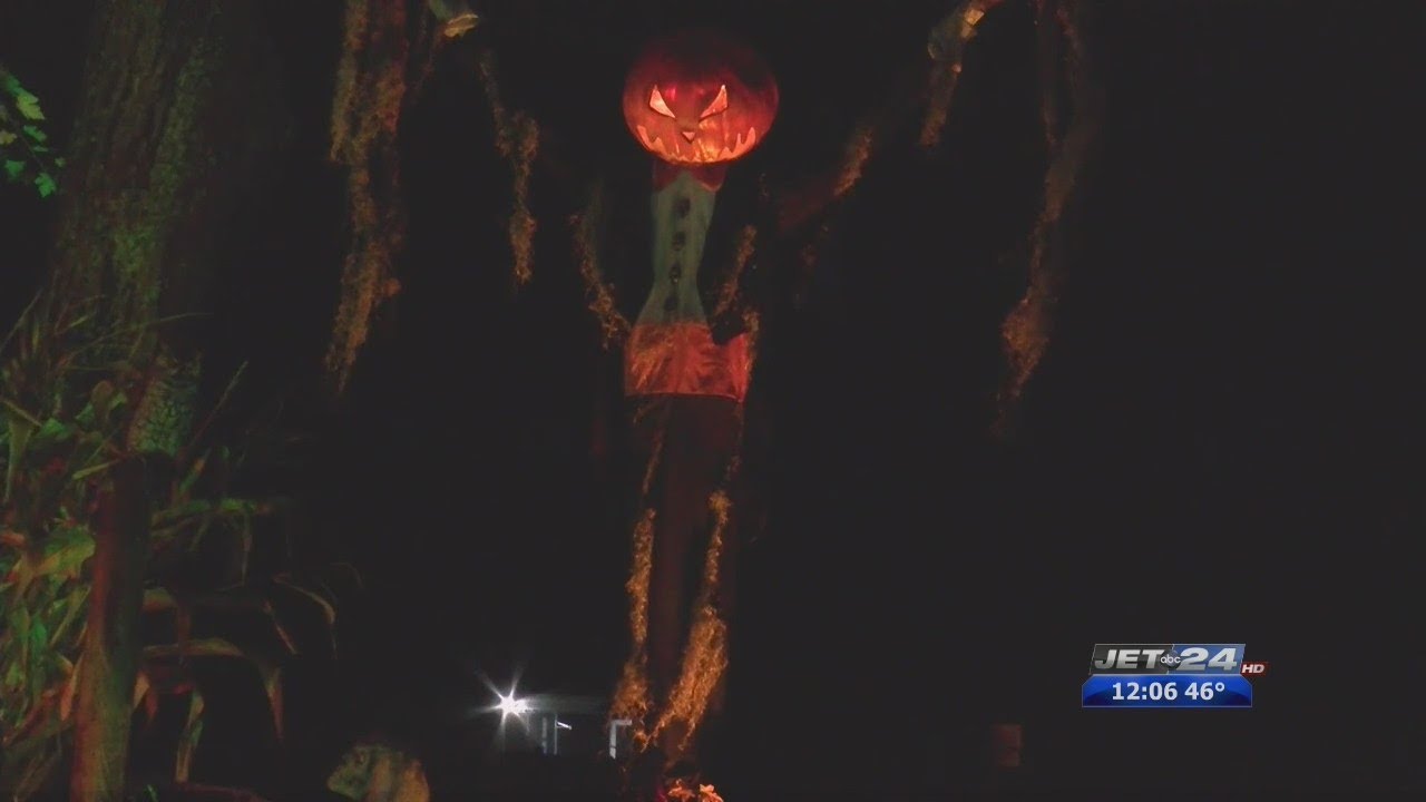 Haunted Yard/Garage in Conneaut, OH YouTube