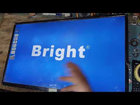 الشاشه بتقلب الوان لوحدها ازرق اخضر احمر هام جدا جدا جد