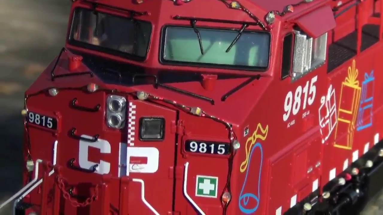 MTH Premier Canadian Pacific (CP) Holiday Train AC4400 "The Review