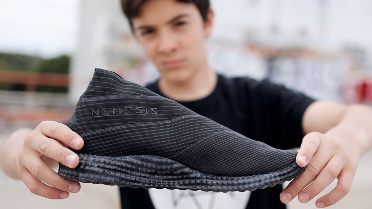 ABRIENDO LAS NUEVAS NEMEZIZ 19.1 TR CORE BLACK GOLD METALLIC - YouTube