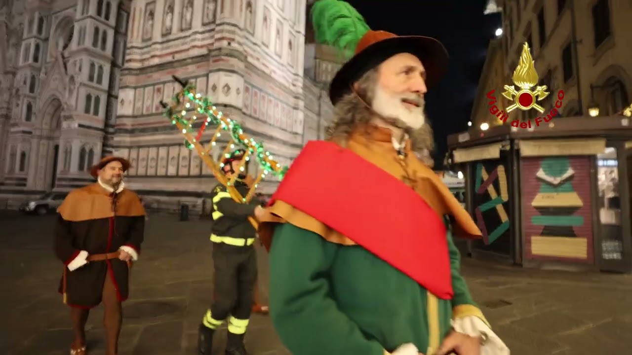 Vigili del Fuoco di Firenze, il video di Natale 2025 tra storia, simboli e auguri alla città