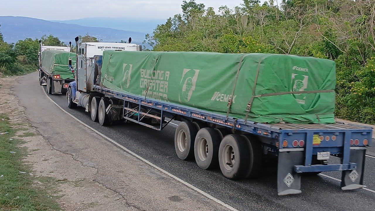 Loaded Trucks going the most deadliest an steep hill in Jamaica / Spur Tree 🌳 Hill.