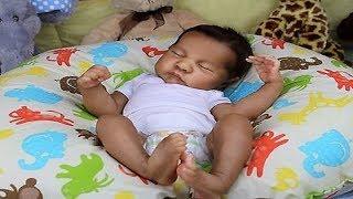 Os bebês Reborn Negros mais Lindos e Realistas