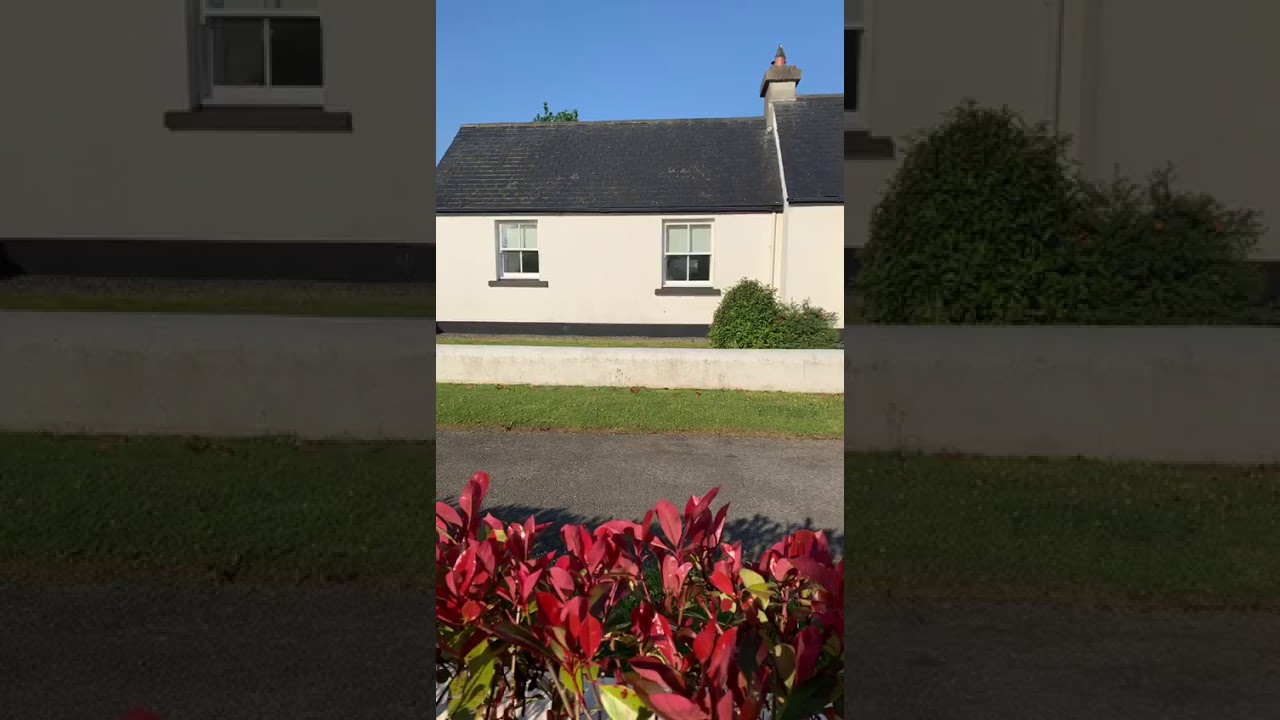 Cosy Cottage, Village Rooms - YouTube