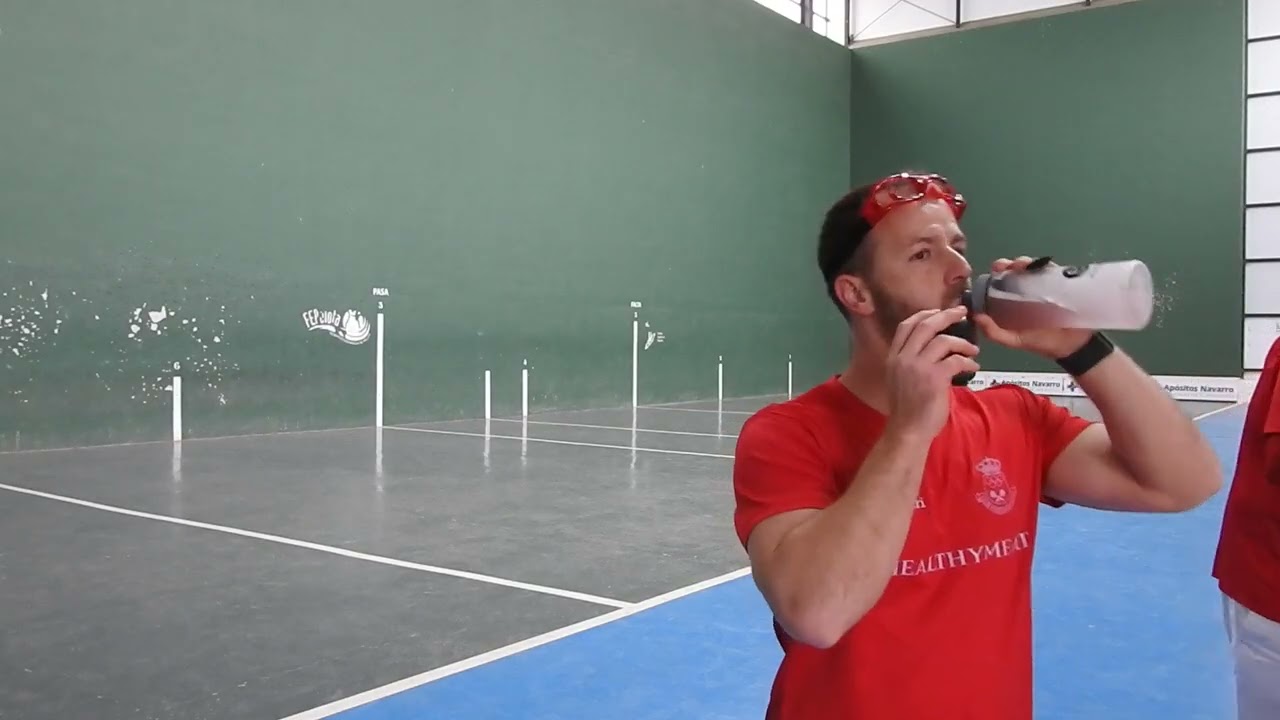 Frontenis  Valencia  liga  DH   Cheste B-Cuart P.  B (7-3-26) Xixo-Pedro  1er set