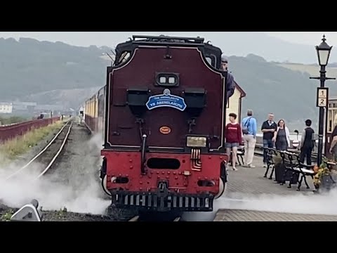 train-tour-around-north-wales-porthmadog-blaenau-ffestiniog-llandudno