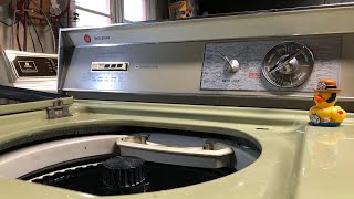 1969 Westinghouse Washer - Washing a Small Load